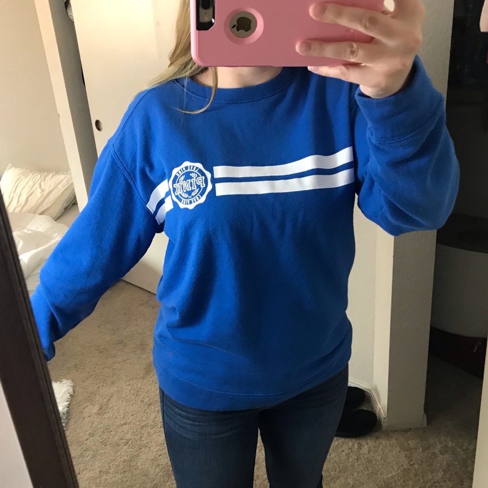 • SOLD • PINK BY VICTORIAS SECRET BLUE CREWNECK